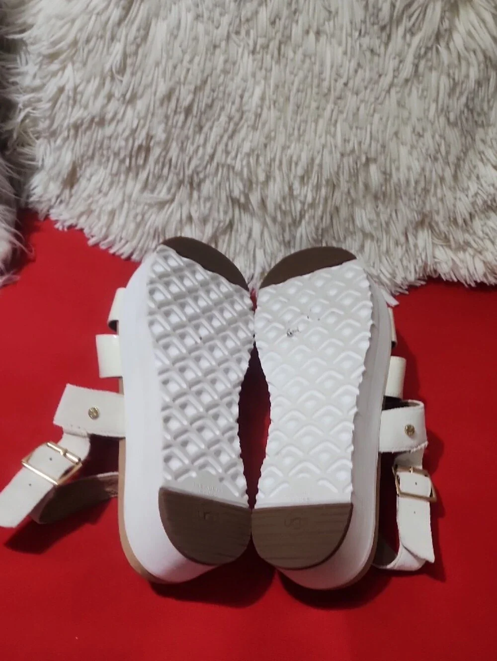 UGG BRAELYNN Women’s White Triple-Strap Platform Sandals
